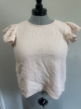 Listicle Cream Textured Short Sleeve Ruffle Top  Size M Cotton